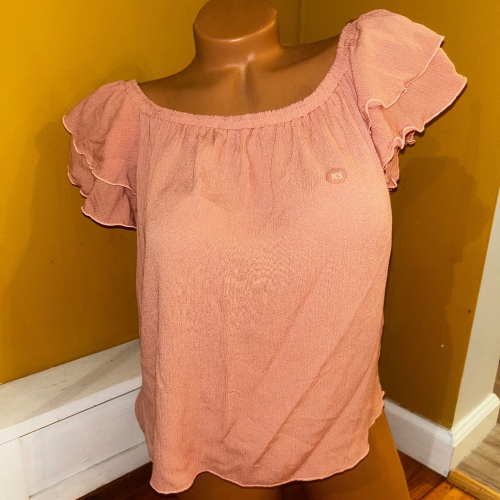 LA Hearts 100% Rayon Ruffled Short Sleeve Top